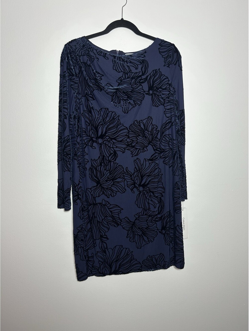Calvin Klein LongSleeve BoatNeck Velvet Burnout Side-Ruched Sheath Dress Size 10